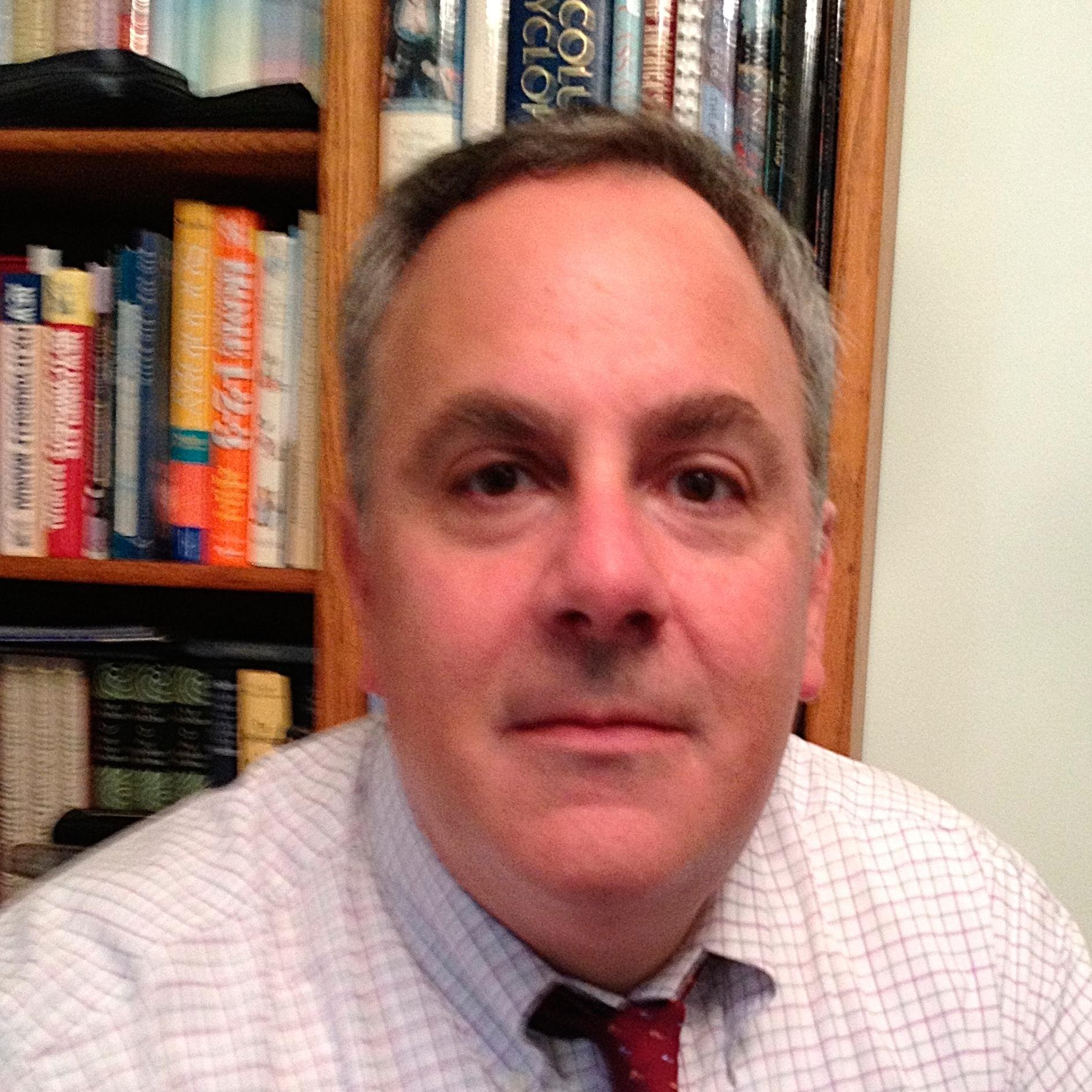 econ professor at Dartmouth College