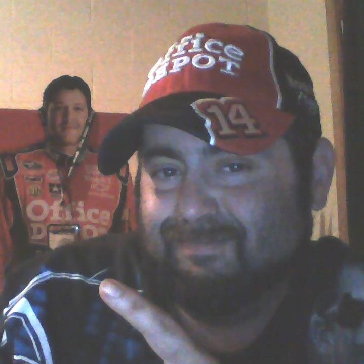 tony_ragsdale's profile picture. card collector, titans,vols,braves, predators,  love the hobby, draftkings, hunting and fishing