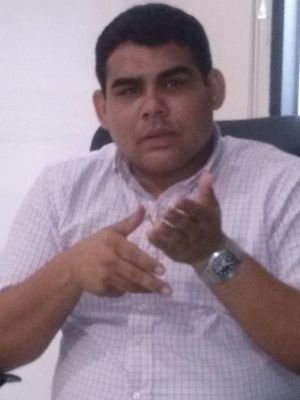 trabajo y humilda. lcdo en administración comercial y de empresas ESP en docencia universitaria.