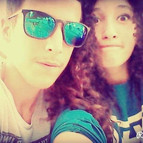 Adoro muito a minha manuzita :3 ando sempre com o meu cap , e se vens para aqui criticar baza !!