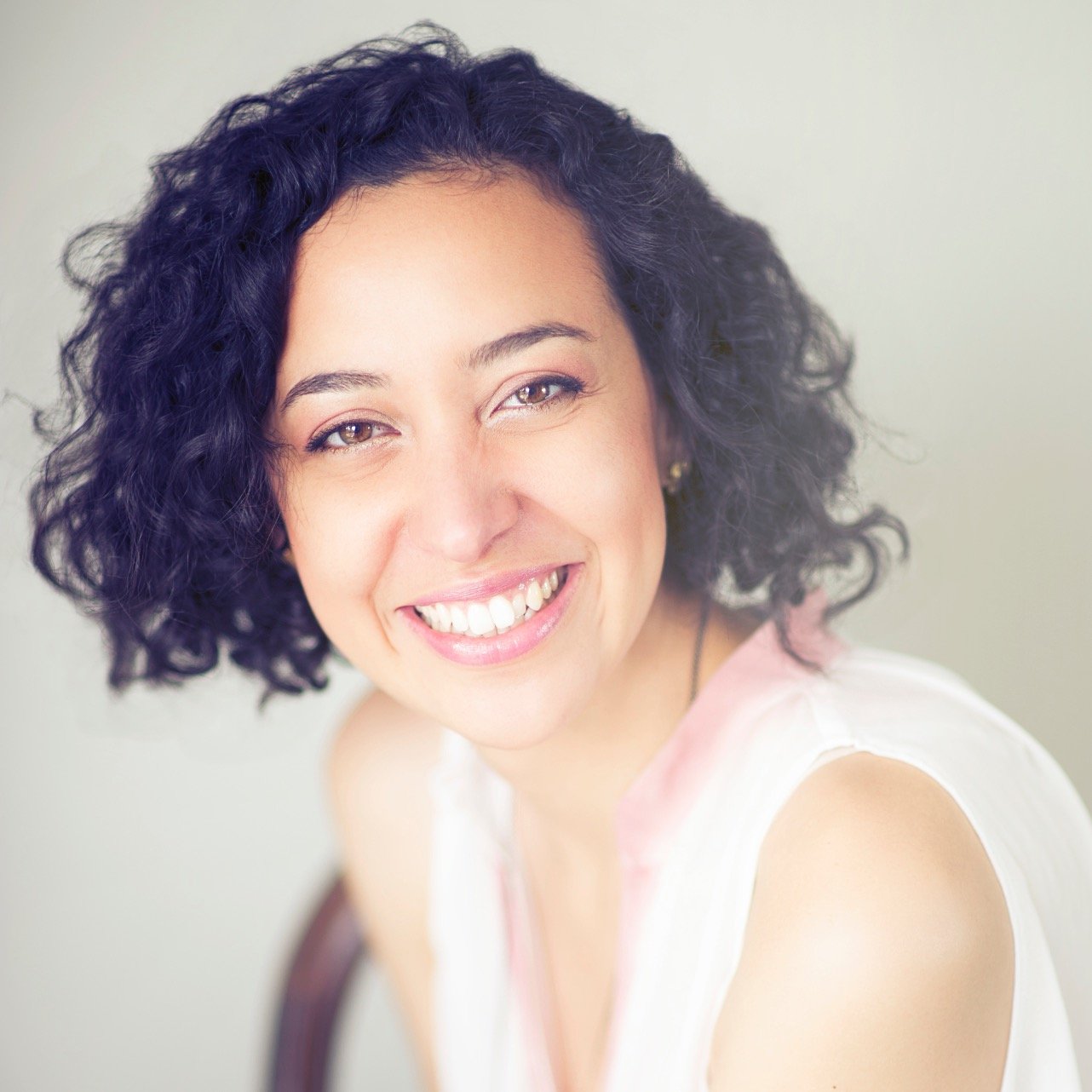 Beauty, Headshot and Fashion photographer focused on discovering and revealing your true beauty, one photo at a time. http://t.co/UWsoPtXV9y