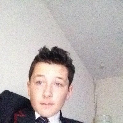 I do vlogs on my channel , go subscribe to liam Carty for daily videos