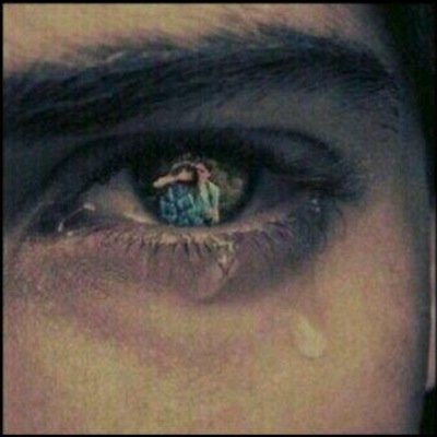 َلَنْ تَفهموآ مَآ بِدآخلي لذآ اكتفوآ [ بِـ آلقرآءةِ ] فَقط .! [♥] . . ✌️✌️عهداً جديد✌️✌️ تغريداتي بالمفضله