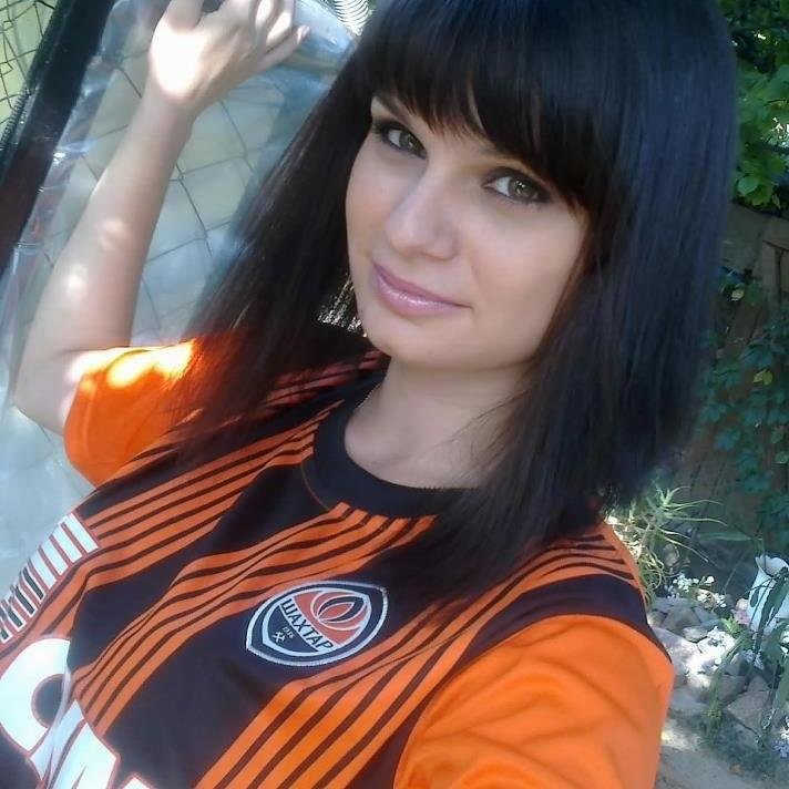 hey ihr lieben! ich freue mich über neue bekanntschaften! textet mir einfach auf http://t.co/Wre52dLmol  ;) dort heisse ich Aschenputtel1