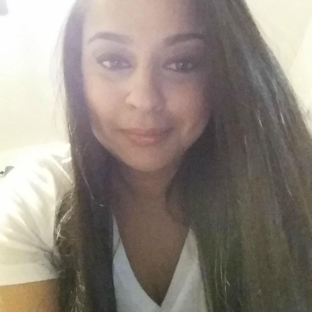 datageeky's profile picture. Passion for transforming data into pretty things.  Boston University- MSCIS, Data Analytics