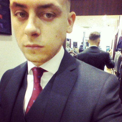 Freelance Designer & Charles Tyrwhitt Enthusiast