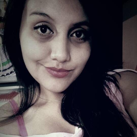 Que chova felicidade, e que eu me afogue em cada gota. Que haja tempestade, somente de coisas boas.