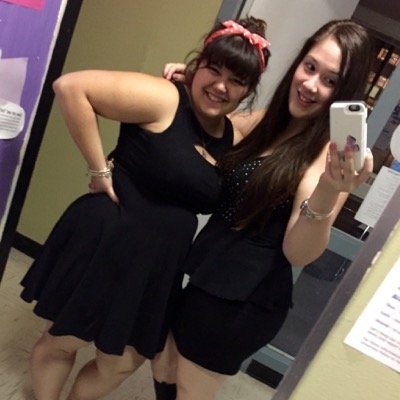 SMBFFSAYS's profile picture. We love eachother so much, even our vaginas smell the same.