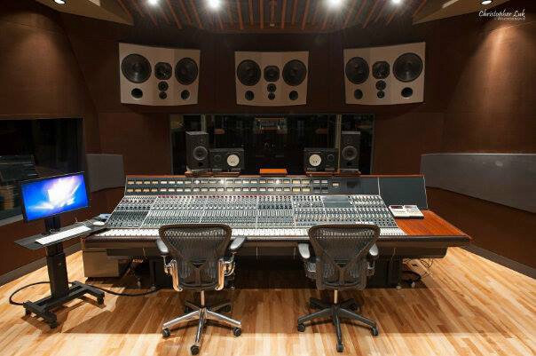 Singer\Rapper\song writer\Producer\dj\music promoter@Cent J audio and video production ...I love music.....