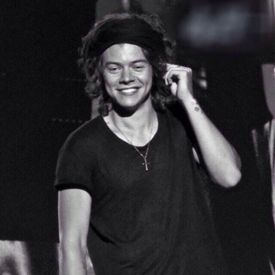 Hey I gave you a free follow, please follow @bandchildstyles :-) I love you and you are amazing, bye *•*•