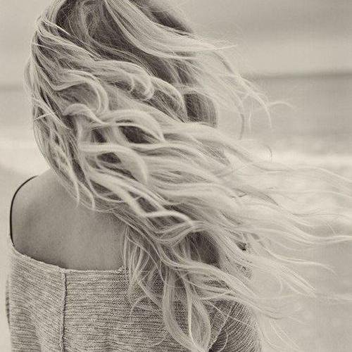 SomsomWhite's profile picture. 