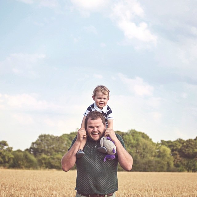Gloucestershire based UK & Destination wedding photographer.