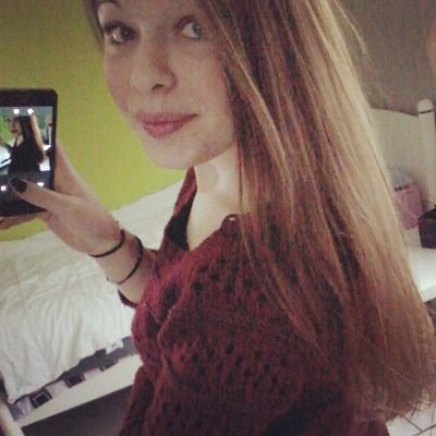 instagram; manonthnn10