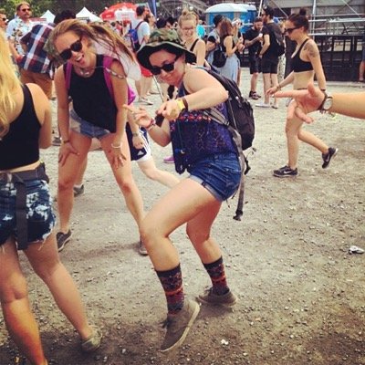 Shloshski's profile picture. just shloshin around