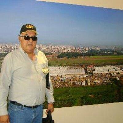 Ingeniero Civil en Minas, Experto Profesional en Prevención de Riesgos Sernageomin A, Servicio de Salud, Máster en SGI, Diplomado en Medio Ambiente M/Minería.