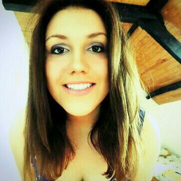 Coucou tout le monde ! :) Voici le lien de ma chaine YouTube https://t.co/G4N0830oYU (video a venir) Bisous !