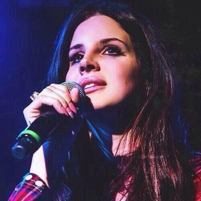 ReyReactions's profile picture. Tweeting the beautiful lyrics of Lana Del Rey
