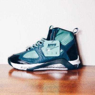 Custom cobbler, footwear designer - Instagram: @JamesMcJimmy
