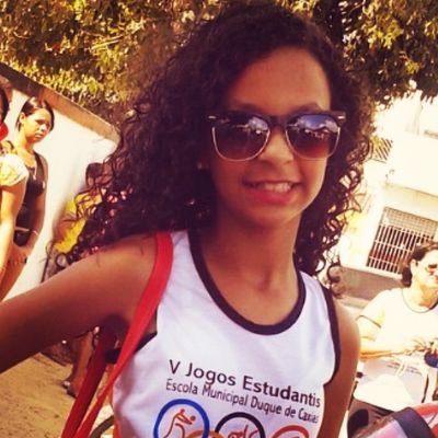 pode fala pode fala a vontade na boca de recalcada eu virk celebridade...