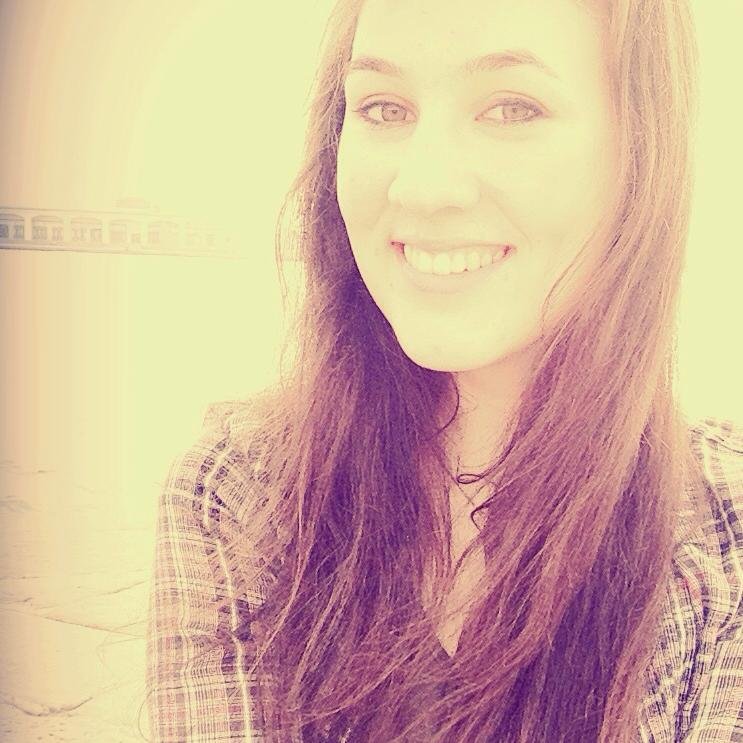 ♥ Flutist/piccoloist, passionate reader, computer technology enthusiast, computer-programmer-to-be and 100% geek ;)