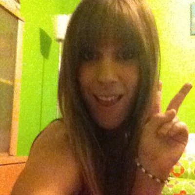 La vida es como un espejo ,si tu le sonríes ella te sonríe