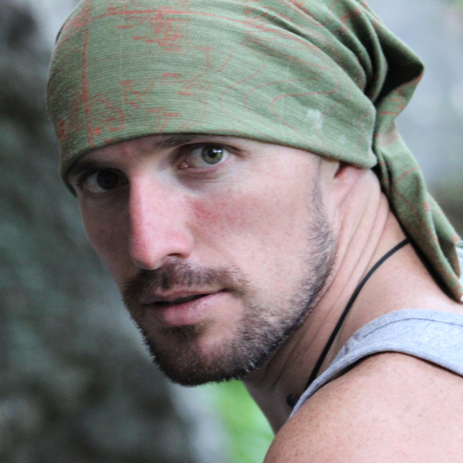 11 años de experiencia practicando Deportes Extremos en Guatemala y el mundo. Busco lo que nadie ha hecho y me haga sentir más vivo.