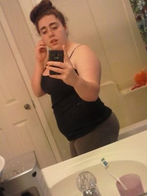 dont trust these hoe's…Point blank                       idc bout your issues i got my own!