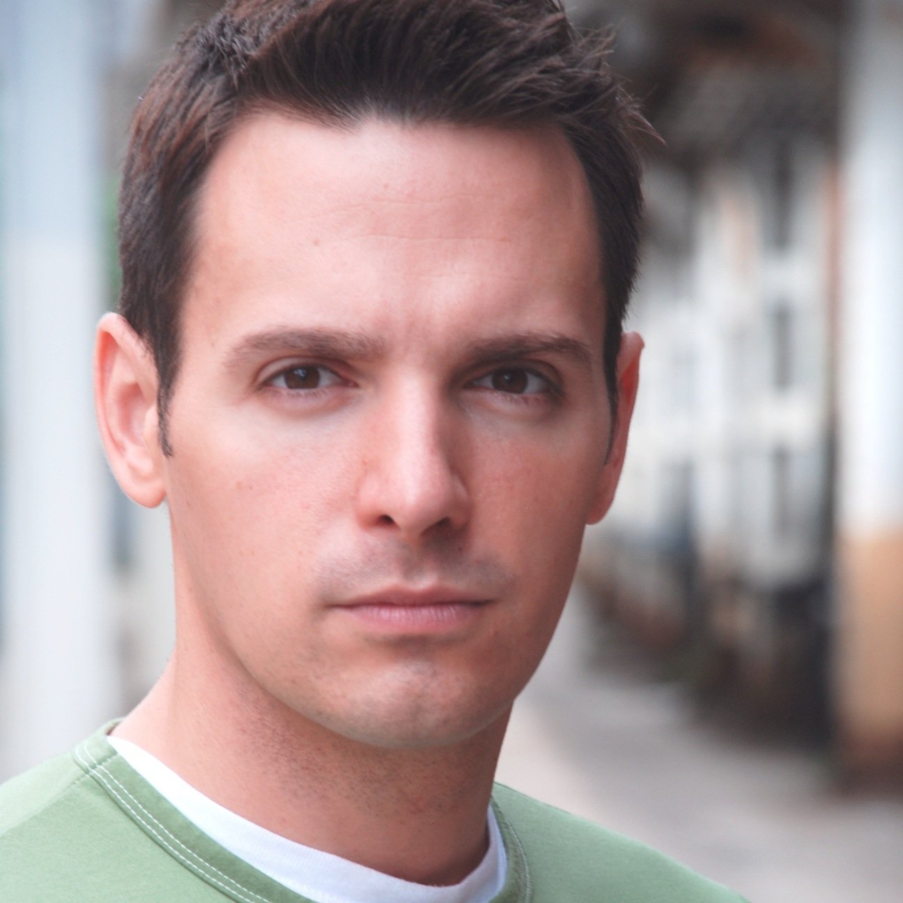 Actor and screenwriter in chicago and la.