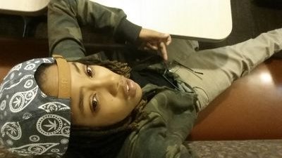 RASTAFARIAN (tha true) wudup Cuzz!
jetLife,
#thaMafia Ova Errthing  ,Karstpark_BriccCity IstayJuggn Griselda Blanco of my time #JuGgGang turn up for a