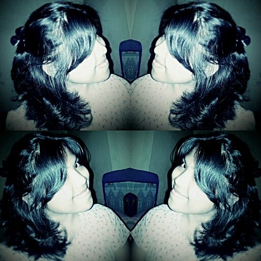 fauziahR22's profile picture. 