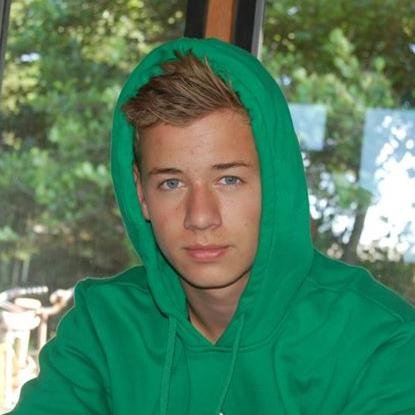 Hey! My name is Mikkel :) I'm new on Twitter! 17 years old! Also I FOLLOW BACK :) Have a good one!