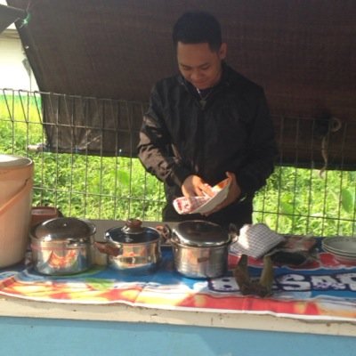 Penikmat yang Tuhan berikan..Bersyukur dengan itu semua... Buah harus jauh jatuh ke tempat yang lebih baik daripada pohonnya