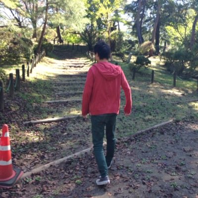 ⚪️映像作家 ⚪️Webディレクター ⚪️ システムエンジニア  クラブ好き 将来はハワイで暮らしたい