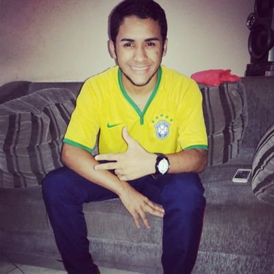 17 anos, apaixonado por cristo, empresário, empreendedor, Deus meu tudo.