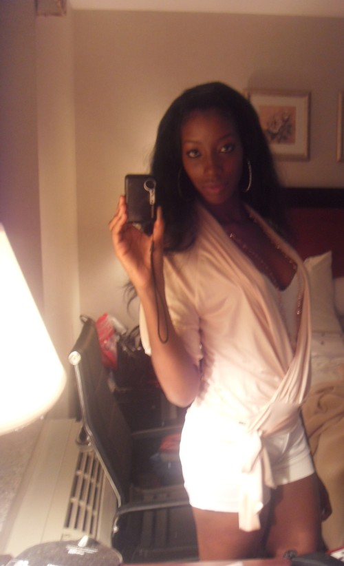 SheilaCodio's profile picture. 