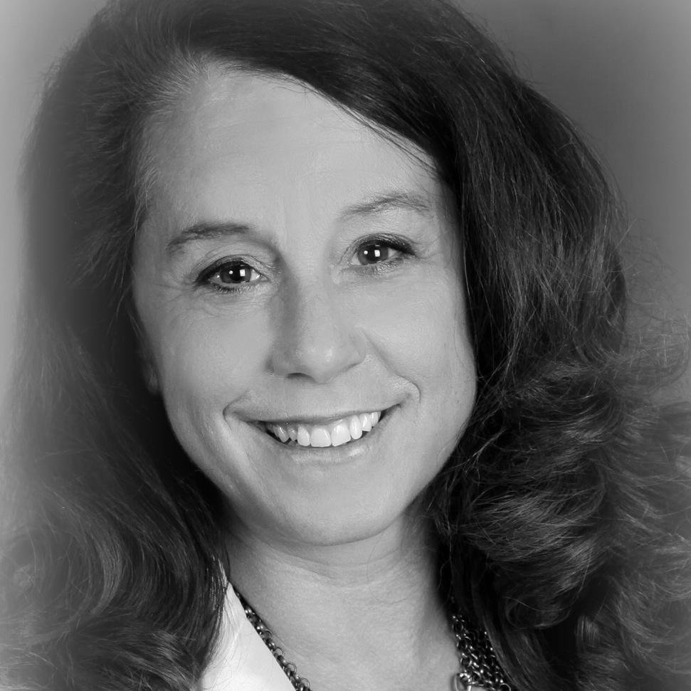 annerezentes1's profile picture. Connecting People to Property!