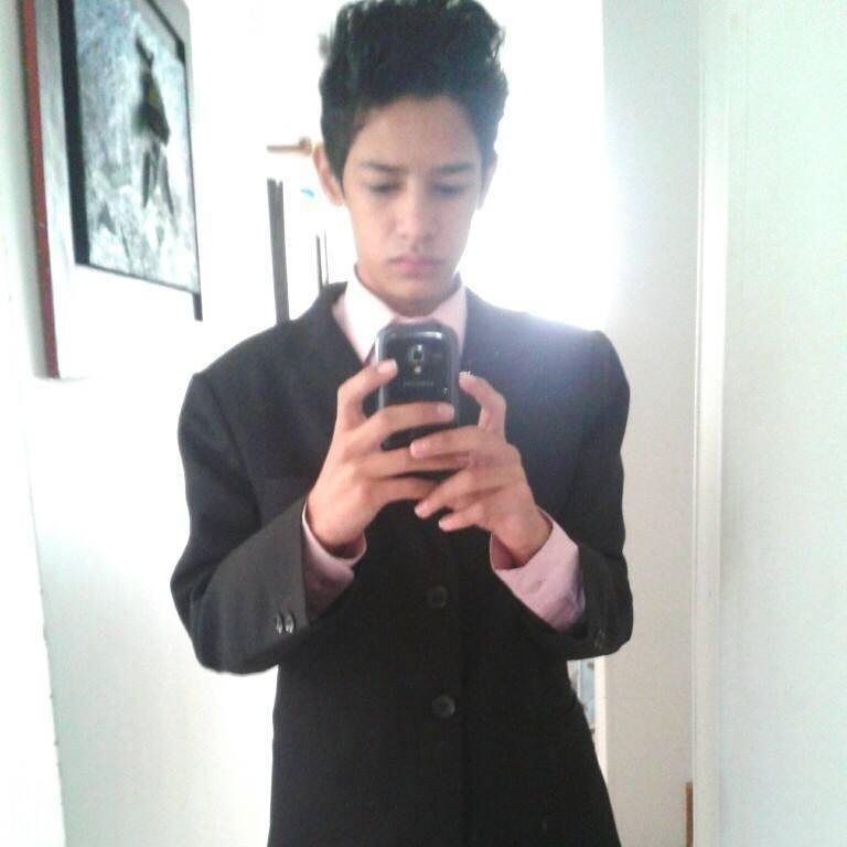 Andres01020's profile picture. 