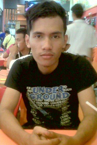 Achdish7's profile picture. l ig:waladishidiq l path: waladish shidiq