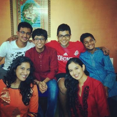 17 yrs old || Living in Mumbai || 6'0 || Always a screw up in first impressions