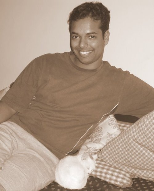 I am a TIIM ( Typical Indian IT male) from Bangalore, tweeting daily life.