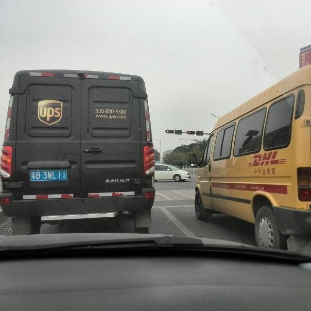 EdenWey's profile picture. 