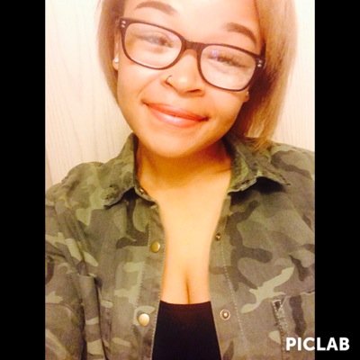 KhalifaTiara's profile picture. continuing my life..