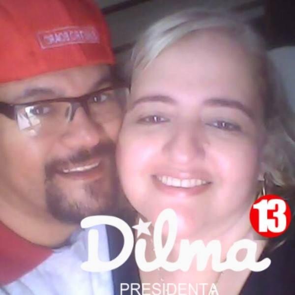 Eu so a Rosi... só isso!!
Meu facebook https://t.co/a53LatZ08q
Facebook: Rosi Assumpção

Meu hotmail: rosi_assumpcao@hotmail.com