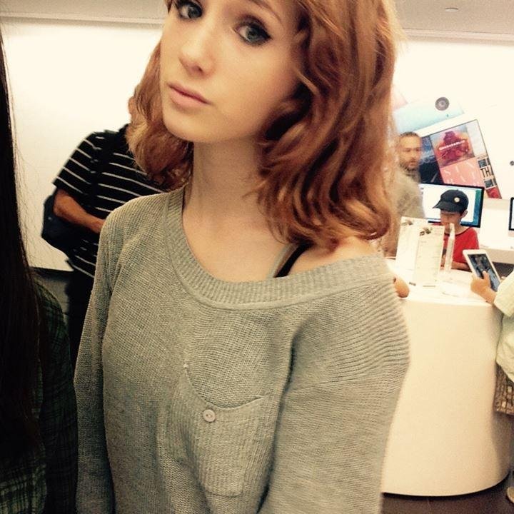 nikolyofe's profile picture. 