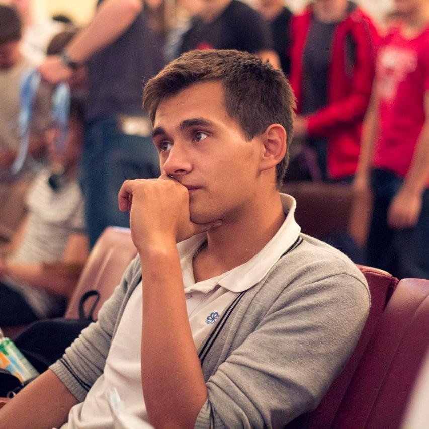 i_am_francesko's profile picture. 