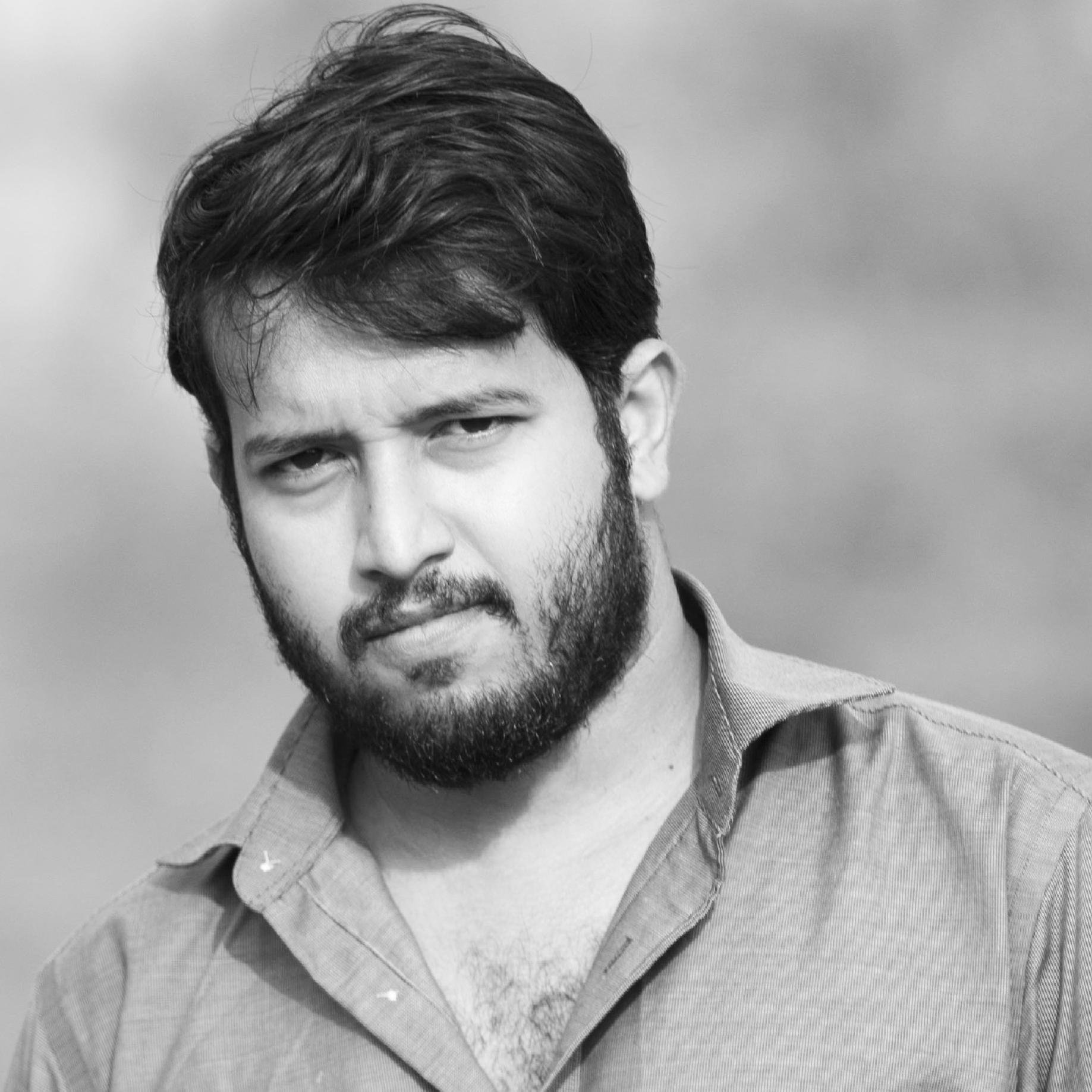 Software Eng by Profession ! rahulDravidian ! @mohanlal fan ! movies ! politics! Kasaragodian