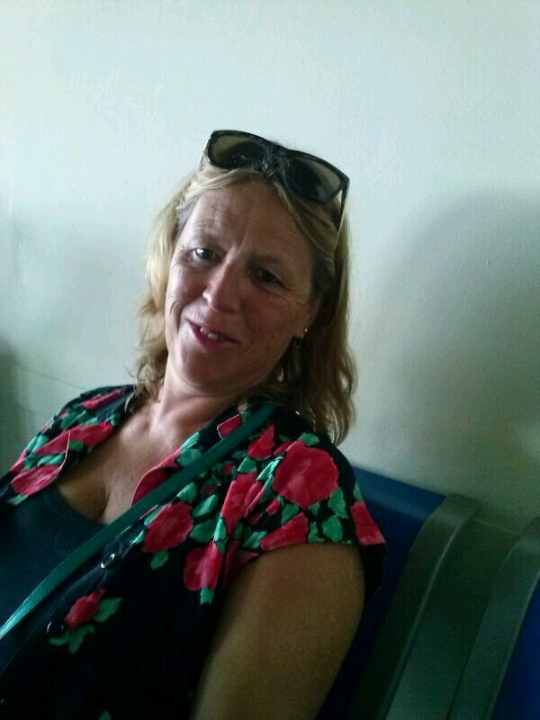 RoosIAGcoaching's profile picture. Opleider, ontwikkelaar, coach, supervisor i.o methodiek coach. 
Vraagstukken op het gebied van multiproblematiek, veiligheid, rouw en teamontwikkeling (#IAG)