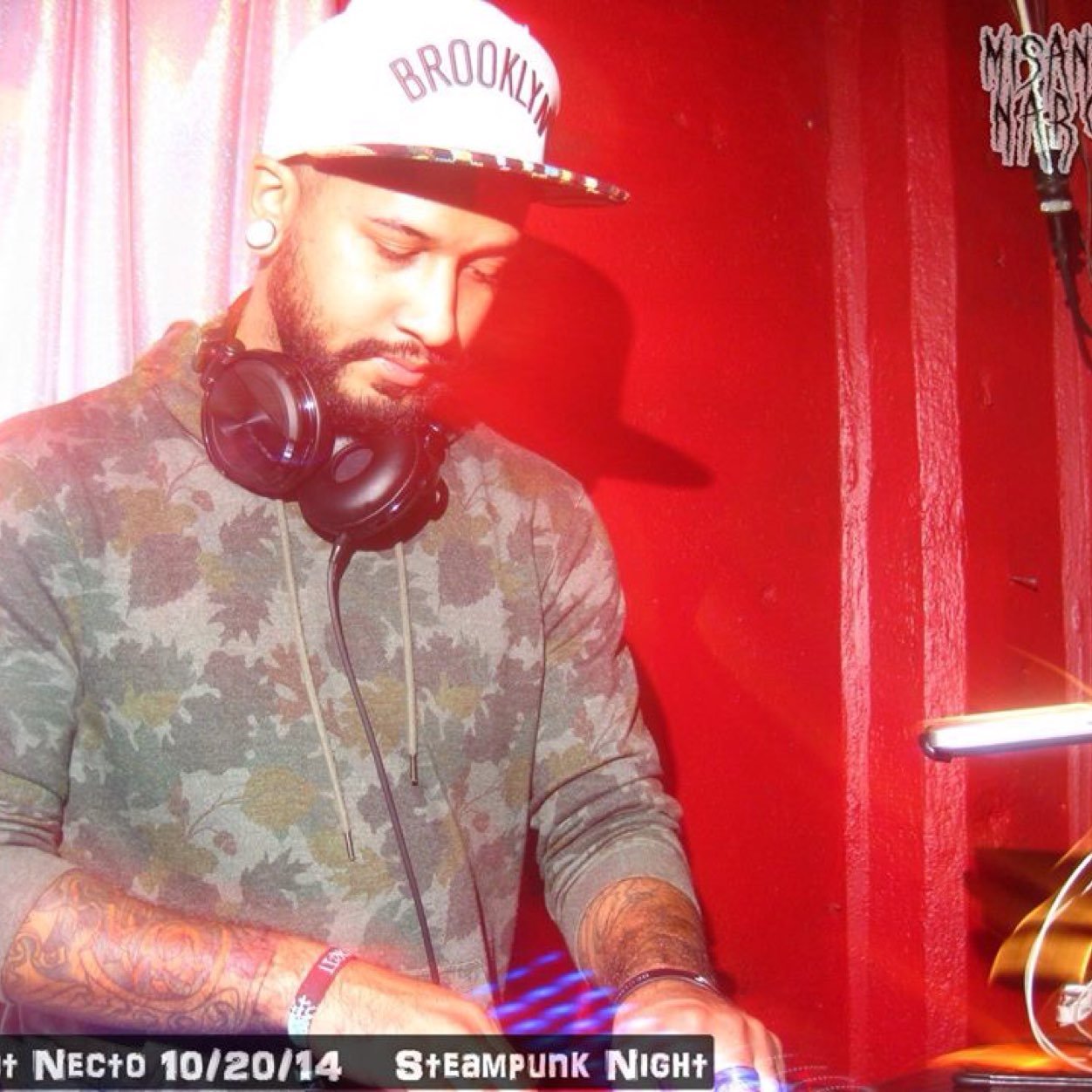 Jermaine Bryan Hinton aka Madisi is an EDM/Top40/Hip-hop DJ based in Ann Arbor. Currently playing every Monday and Thursday night at Necto Nightclub.