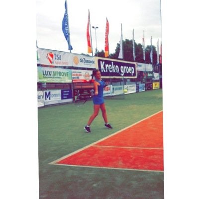 ∞ Tennisplayer u 14 ∞
