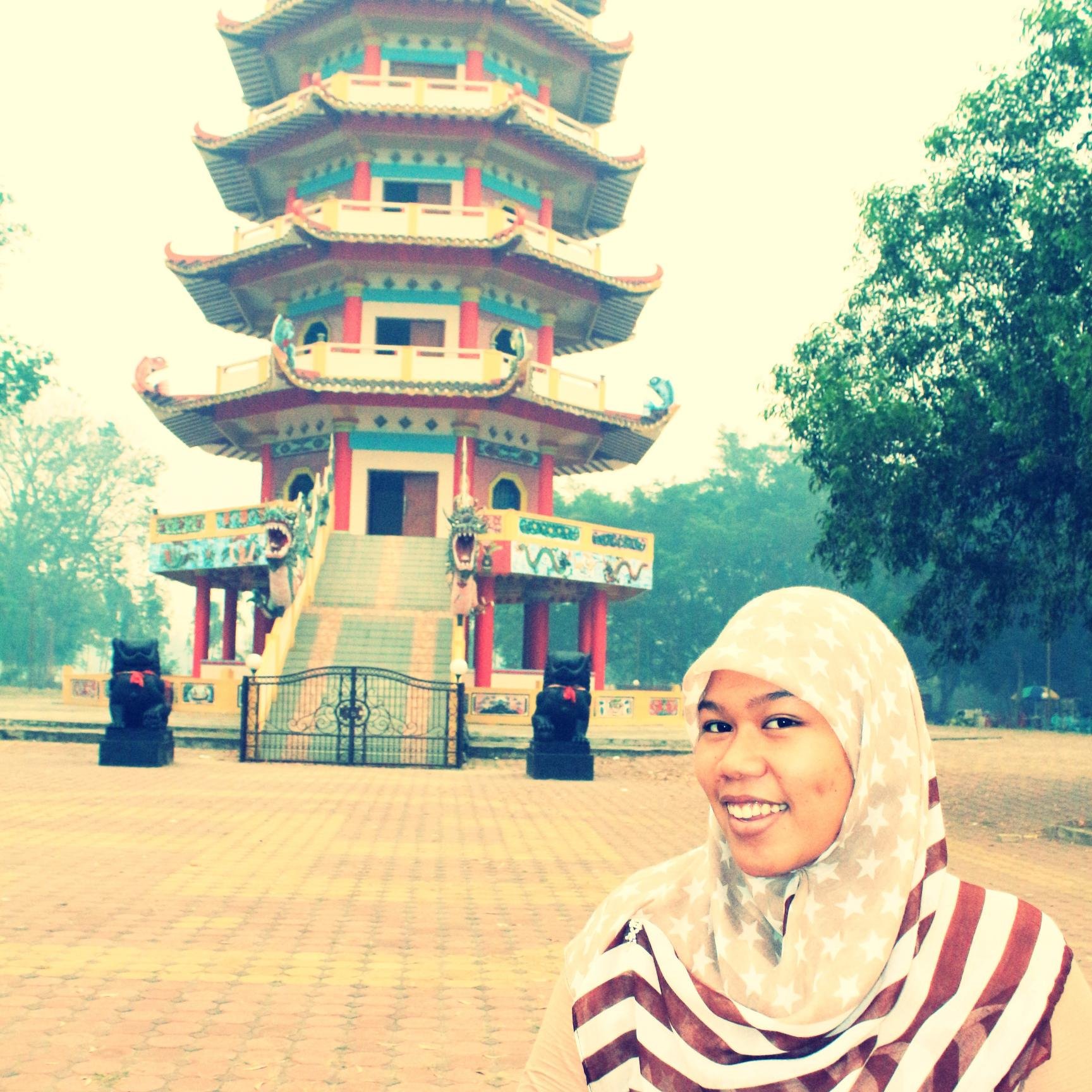 qhoritryfattiya's profile picture. BAJAK MANTAN !!!